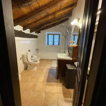 Caserio Iruaritz Casa de Campo *